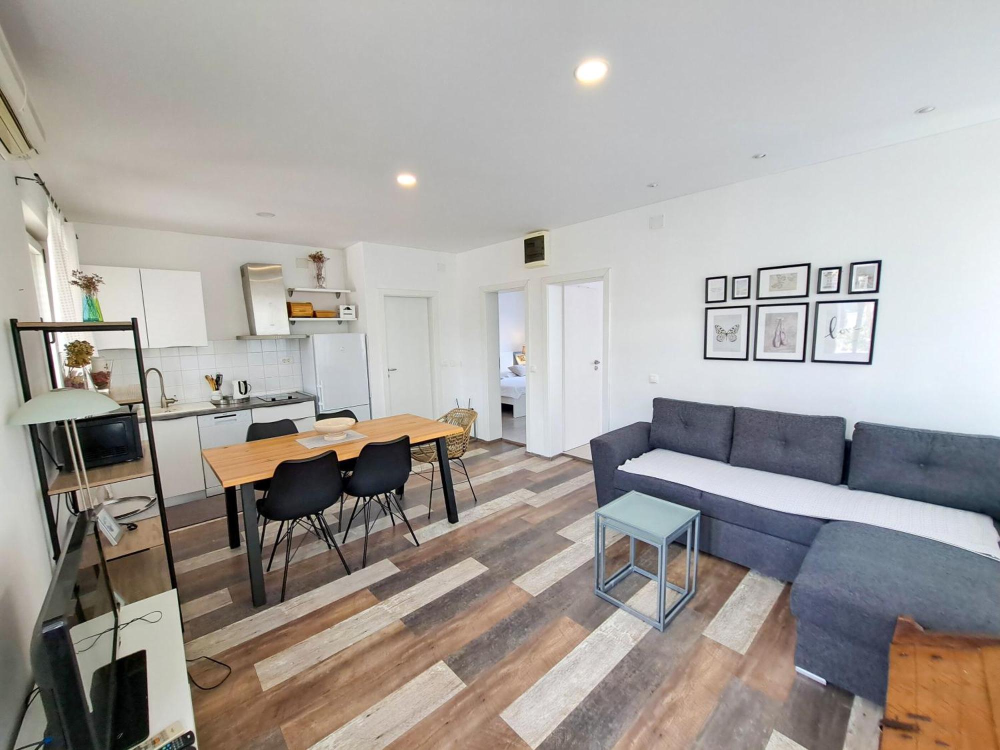 Apartments Ivanka Supetar Exterior photo